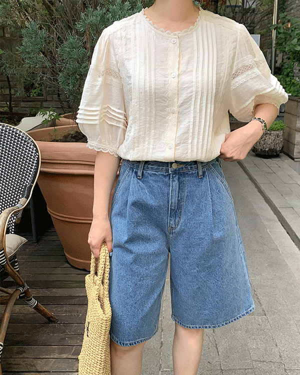 モネレースブラウス