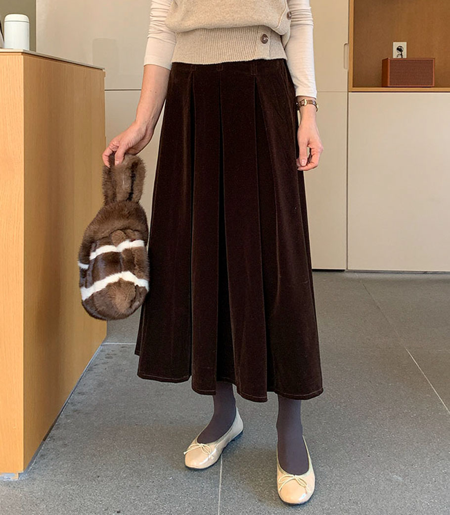 リナベルベットスカート
