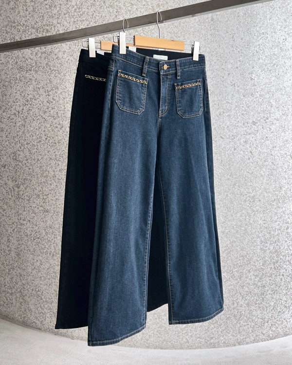 チェーンデニムパンツ