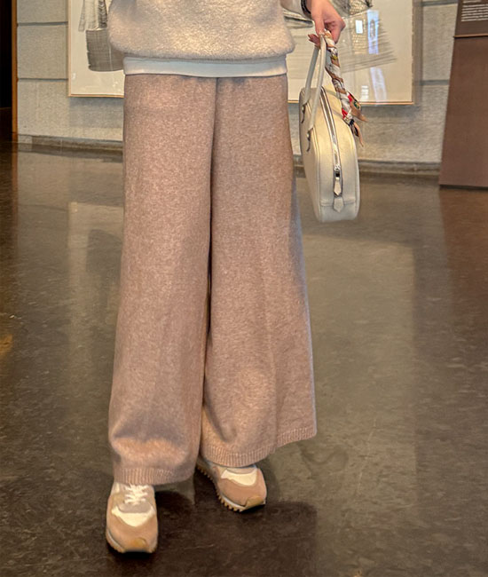 マインニットパンツ