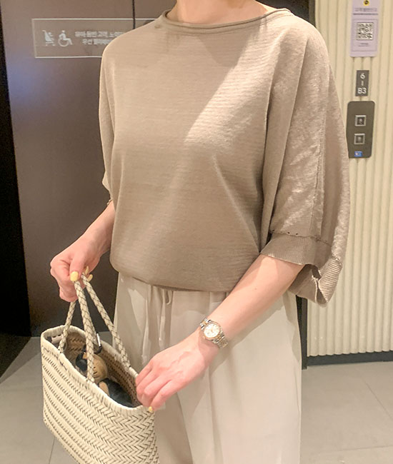 リンダケープニット