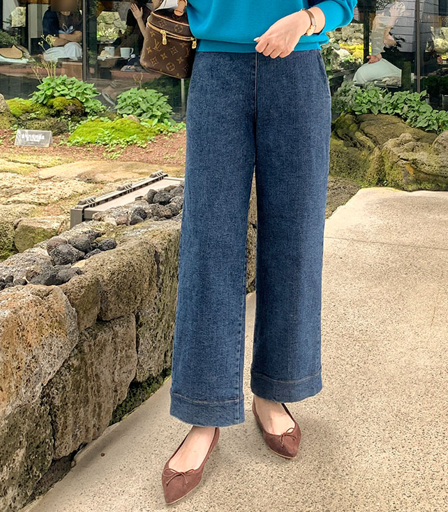 グッドスパンストレートデニムパンツ
