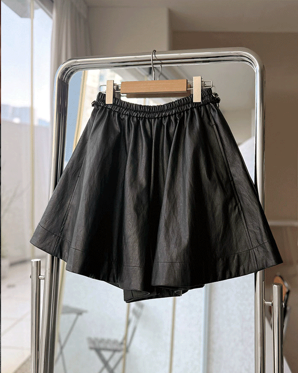 レザースカート