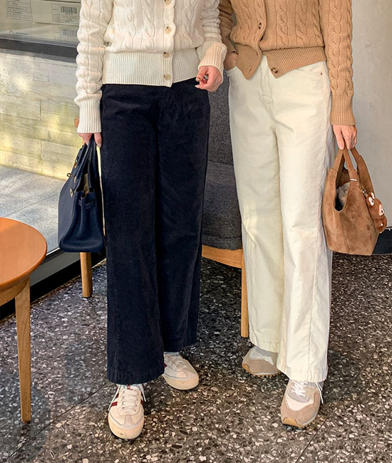 斜線コーデュロイパンツ