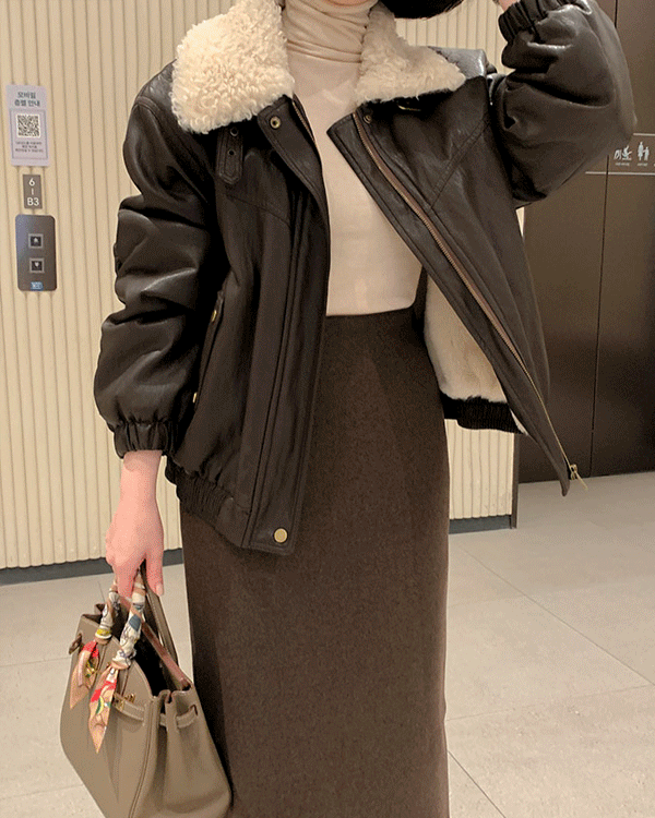 울 레더 무스탕