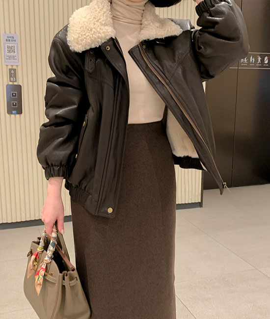 울 레더 무스탕