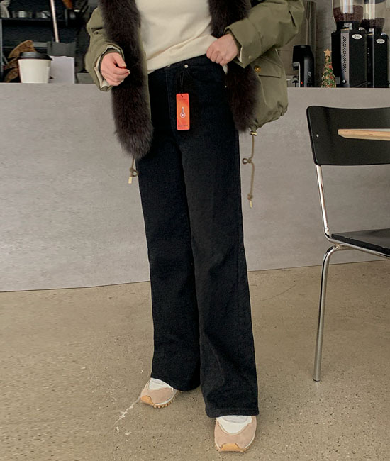 ベルベット起毛ブーツカットパンツ