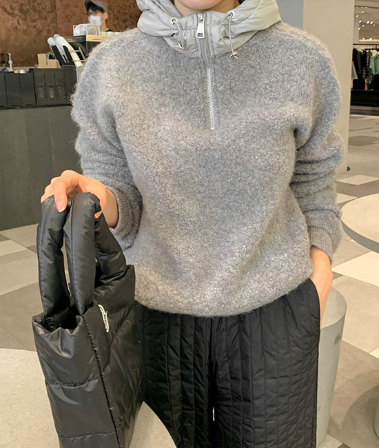 ヘアリーパディングフードニット