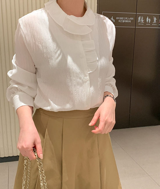 ローラ・フリル・ブラウス