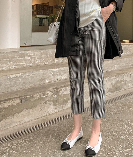 カプリ8部パンツ