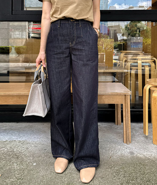 インディゴストレートデニムパンツ