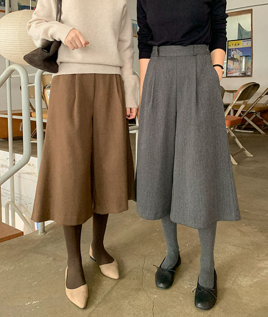 ピンタックバミューダパンツ